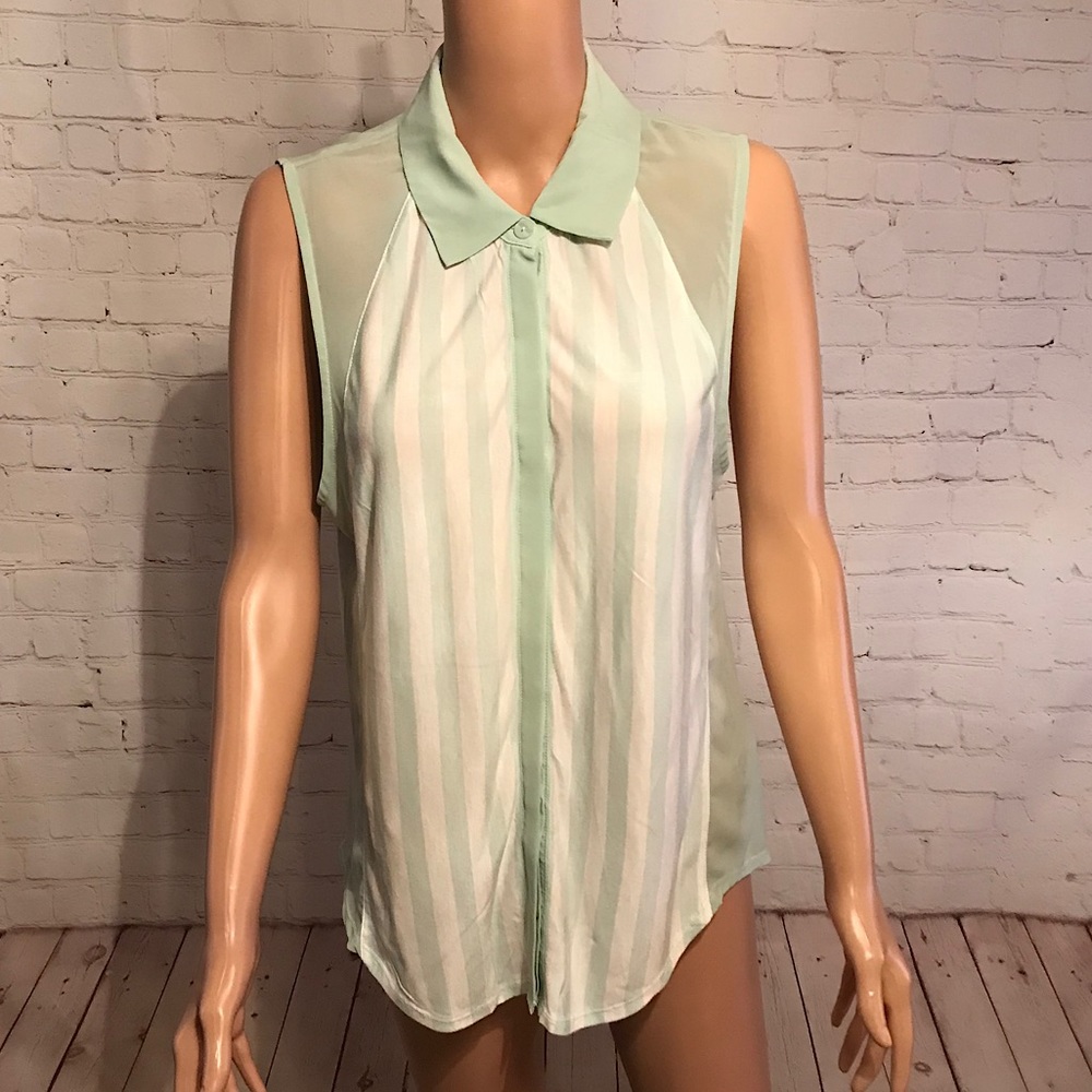 Urban outfitters white seafoam green stripped button top size large boho